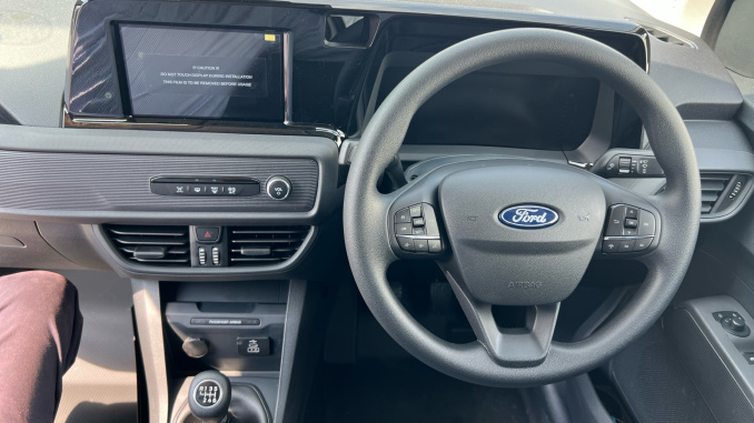 Ford Transit Courier Diesel 1.5 EcoBlue Trend Van - Image 10
